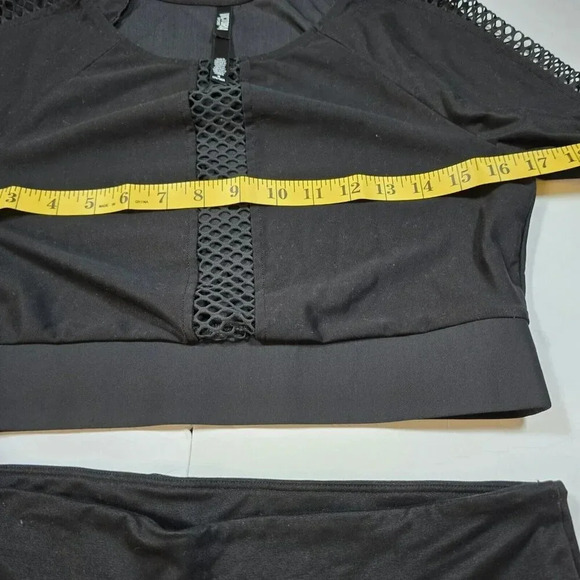 2 Pieces Outfit Victorias Secret VS Sport Black Crop Top Shorts Size M 170/96A - Picture 15 of 16